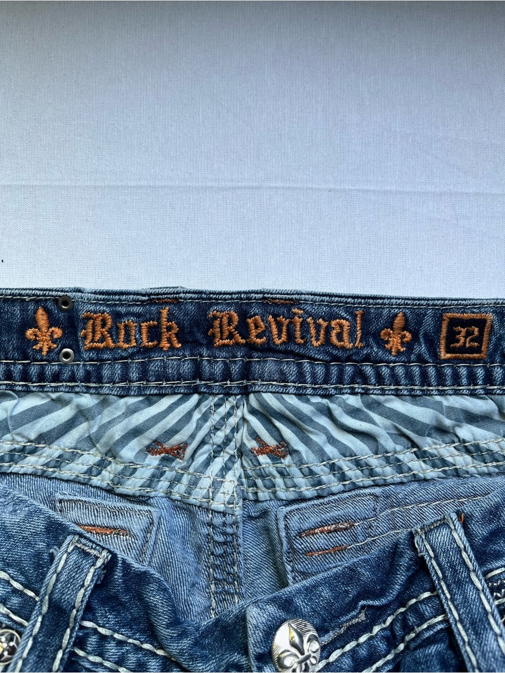 Rock Revival Women's Medium Blue Embroidered Bootcut Jeans - Picture 5 of 11